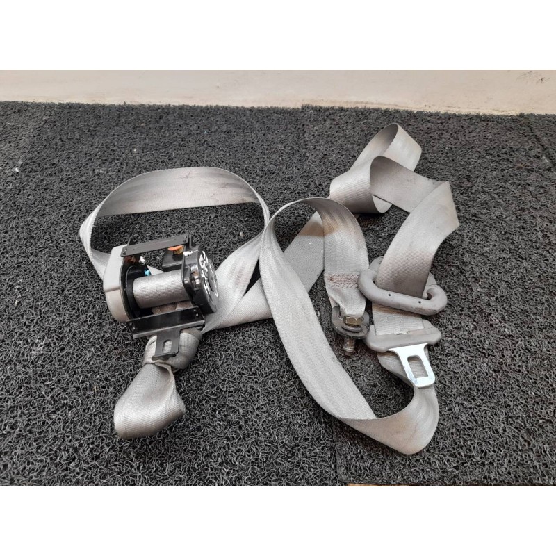 Recambio de cinturon seguridad trasero izquierdo para kia carens 2.0 crdi ex monovolumen referencia OEM IAM   