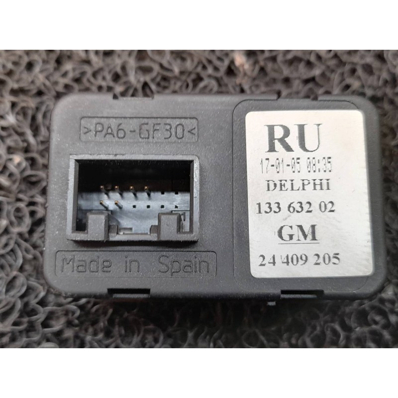 Recambio de mando elevalunas delantero izquierdo para opel meriva cosmo referencia OEM IAM 13363202 24409205 DELPHI 3
