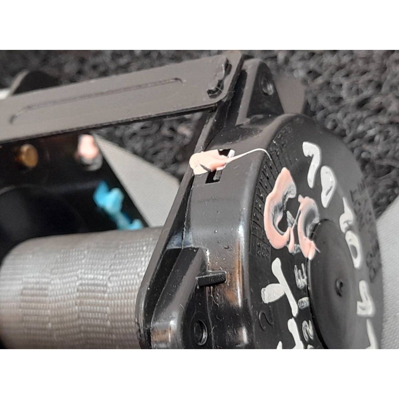Recambio de cinturon seguridad trasero izquierdo para kia carens 2.0 crdi ex monovolumen referencia OEM IAM - Negro 2