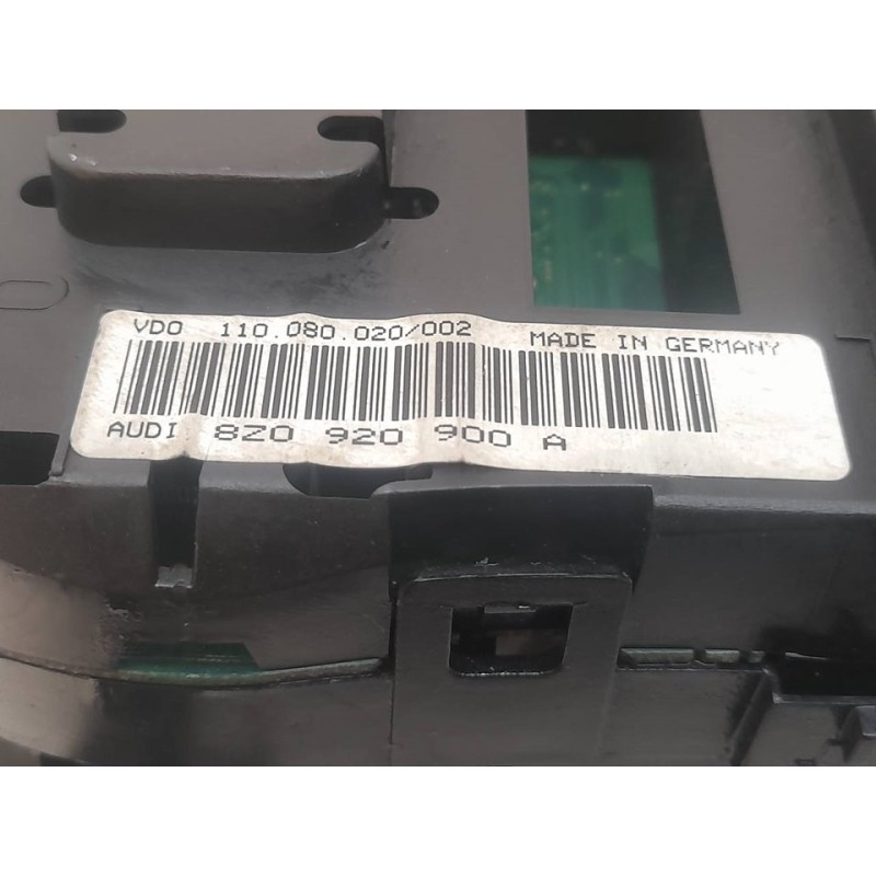 Recambio de cuadro instrumentos para audi a2 (8z) 1.4 referencia OEM IAM 8Z0920900A 11008020002 VDO 4