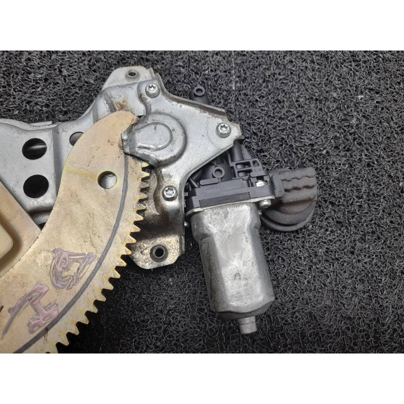 Recambio de elevalunas delantero izquierdo para suzuki swift berlina (mz) gl (3-ptas.) referencia OEM IAM 8346063J00 2621003380 6