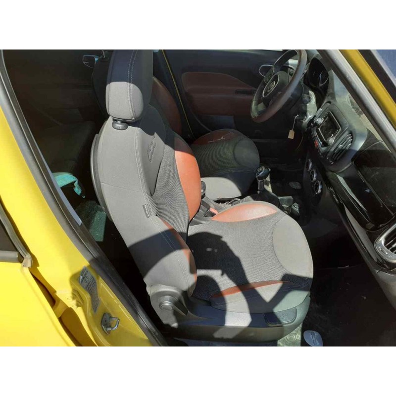 Recambio de asiento delantero derecho para fiat 500 l (330) trekking referencia OEM IAM - Amarillo 5