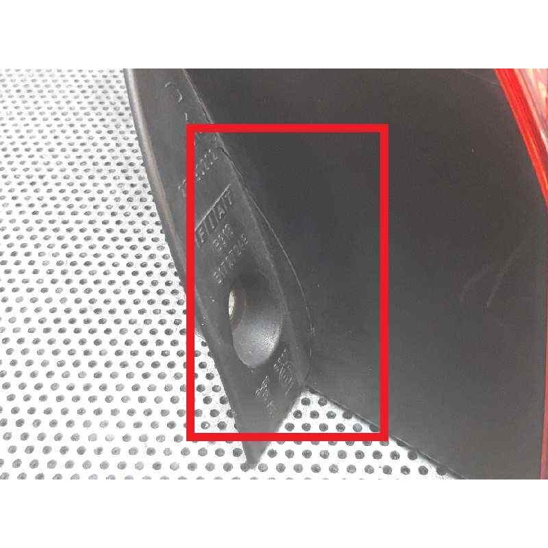 Recambio de piloto trasero derecho para fiat croma (194) 1.9 8v multijet active referencia OEM IAM - Gris 4