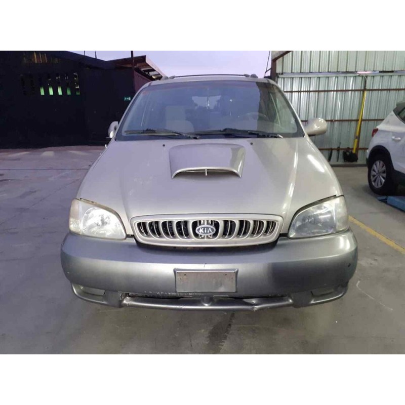 kia carnival del año 2001