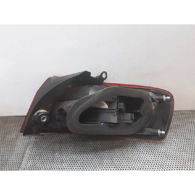 Recambio de piloto trasero izquierdo para fiat croma (194) 1.9 8v multijet active referencia OEM IAM - Gris 2