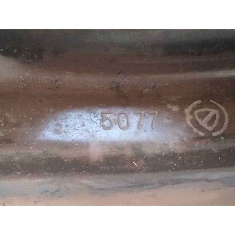 Recambio de llanta para ford ka (ccu) urban referencia OEM IAM 5077 - Blanco 2