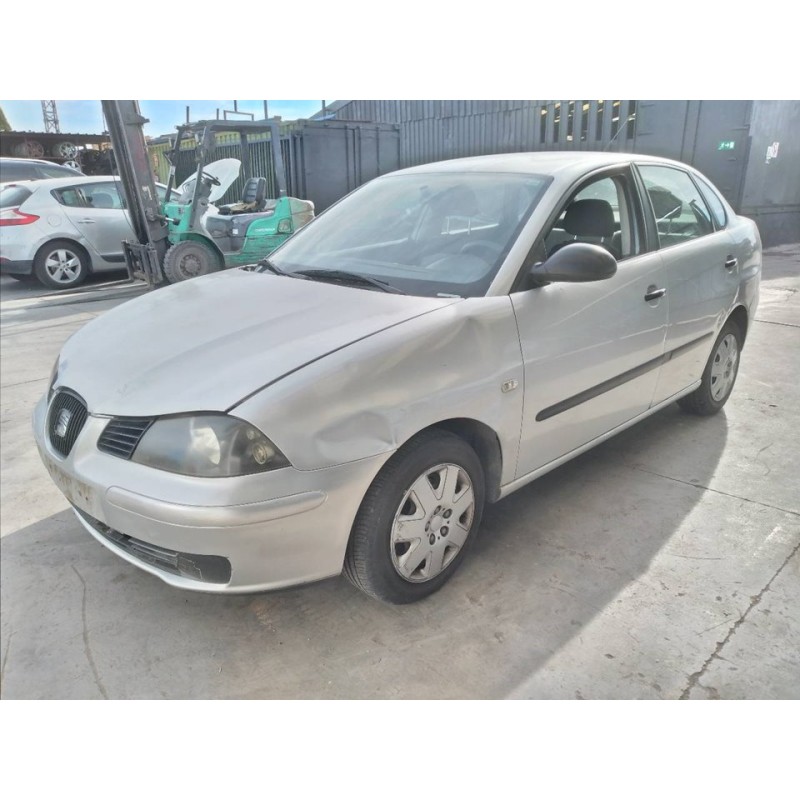 seat cordoba berlina (6l2) del año 2004