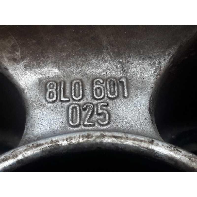 Recambio de llanta para audi a3 (8l) 1.9 tdi ambiente referencia OEM IAM 8L0601025 6JX15H2 - Verde 3