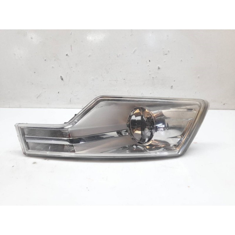 Recambio de faro antiniebla derecho para citroën c5 berlina seduction referencia OEM IAM 27156200 27156400 