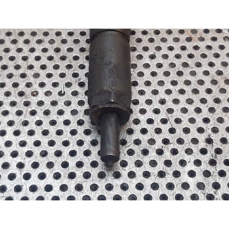 Recambio de inyector para opel corsa c cosmo referencia OEM IAM 0445110083 3