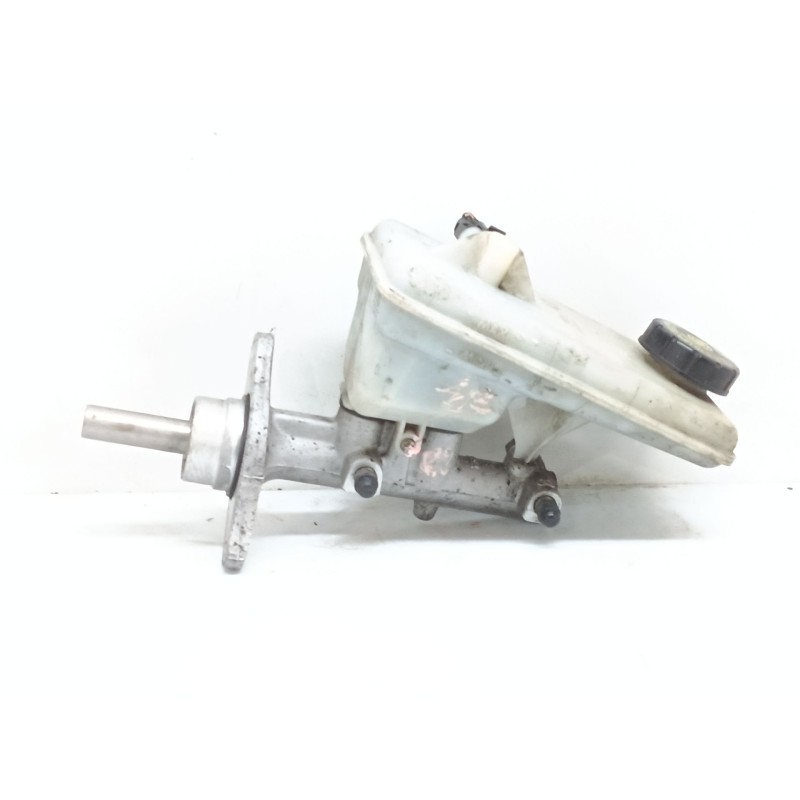 Recambio de bomba freno para renault trafic caja cerrada (ab 4.01) 27 cn referencia OEM IAM 425711  