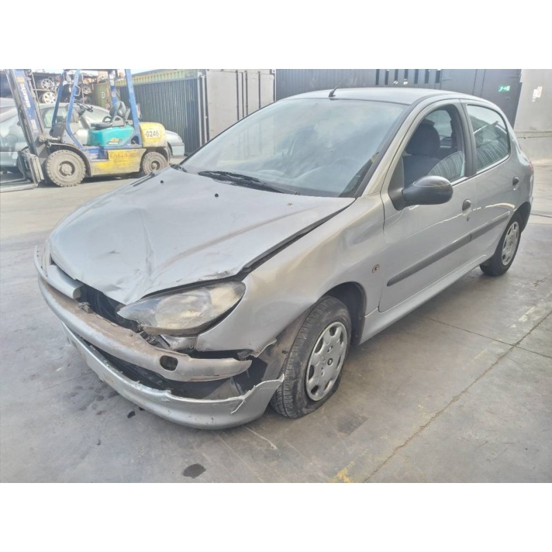 peugeot 206 berlina del año 1999