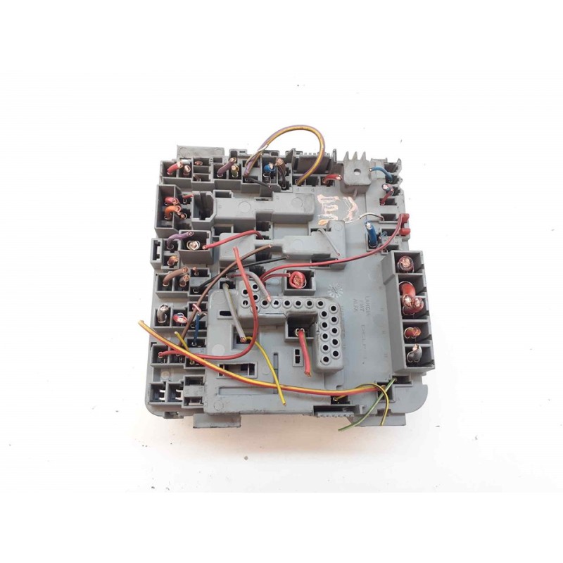 Recambio de caja reles / fusibles para fiat 500 l (330) trekking referencia OEM IAM 51867698 - Amarillo 3