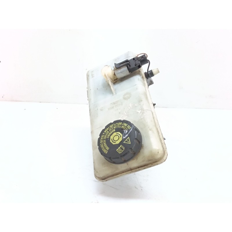 Recambio de bomba freno para renault trafic caja cerrada (ab 4.01) 27 cn referencia OEM IAM 425711 - Blanco 5