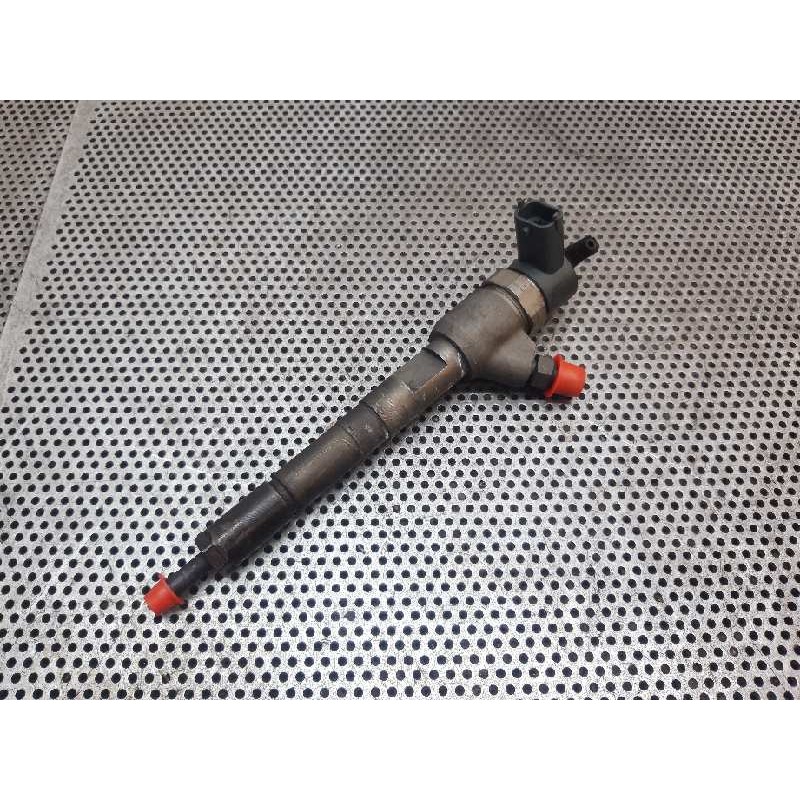 Recambio de inyector para opel corsa c cosmo referencia OEM IAM 0445110083  