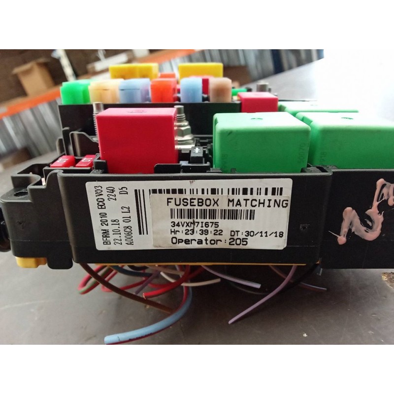 Recambio de caja reles / fusibles para opel crossland x innovation referencia OEM IAM 34VXM7I675 A006C801L2D5 - Rojo 5