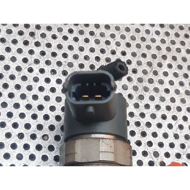 Recambio de inyector para opel corsa c cosmo referencia OEM IAM 0445110083 3