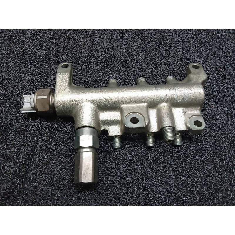 Recambio de rampa inyectora para renault vel satis (bj0) initiale referencia OEM IAM 020101D0261  DENSO