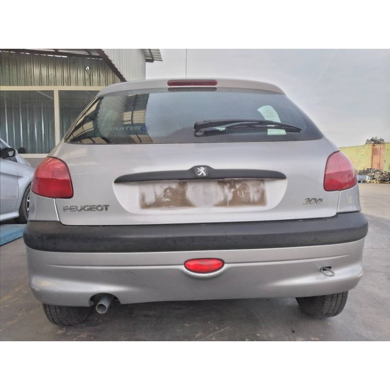 peugeot 206 berlina del año 1999