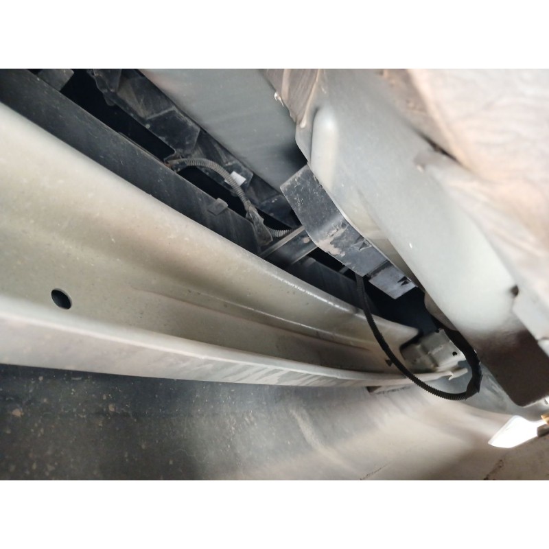 Recambio de refuerzo paragolpes trasero para ford ka (ru8) 1.2 referencia OEM IAM   