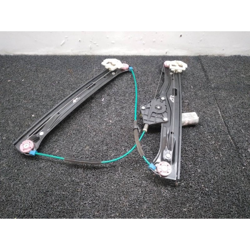 Recambio de elevalunas delantero izquierdo para bmw serie 1 lim. (f20) 116d referencia OEM IAM 13262410 724256108 71015003