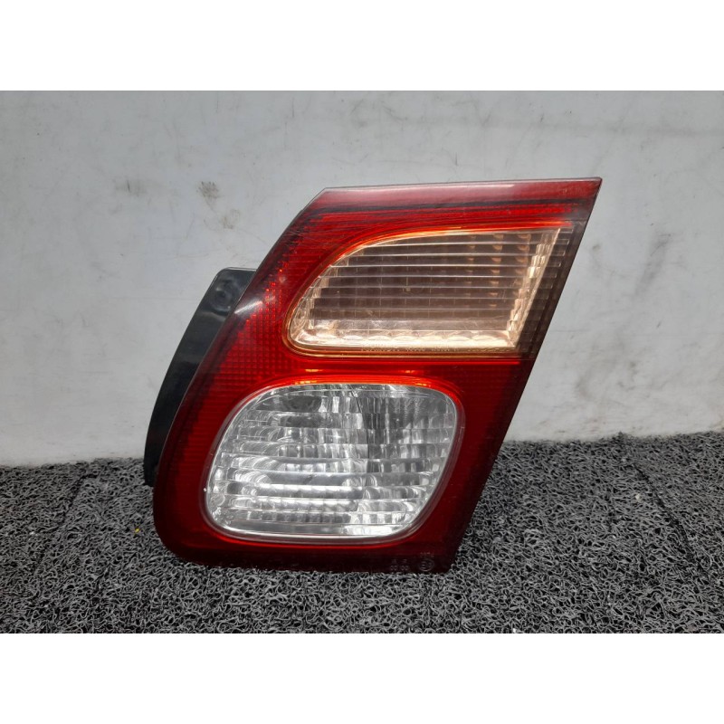Recambio de piloto trasero derecho interior para nissan almera (n15) referencia OEM IAM  110073 