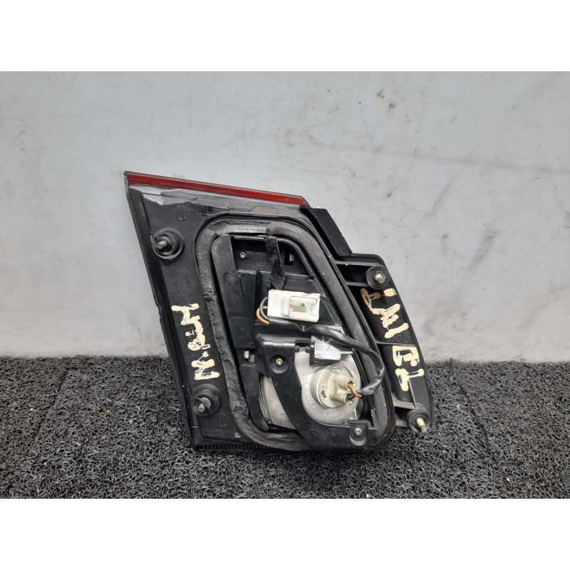 Recambio de piloto trasero derecho interior para nissan almera (n15) referencia OEM IAM  110073 2