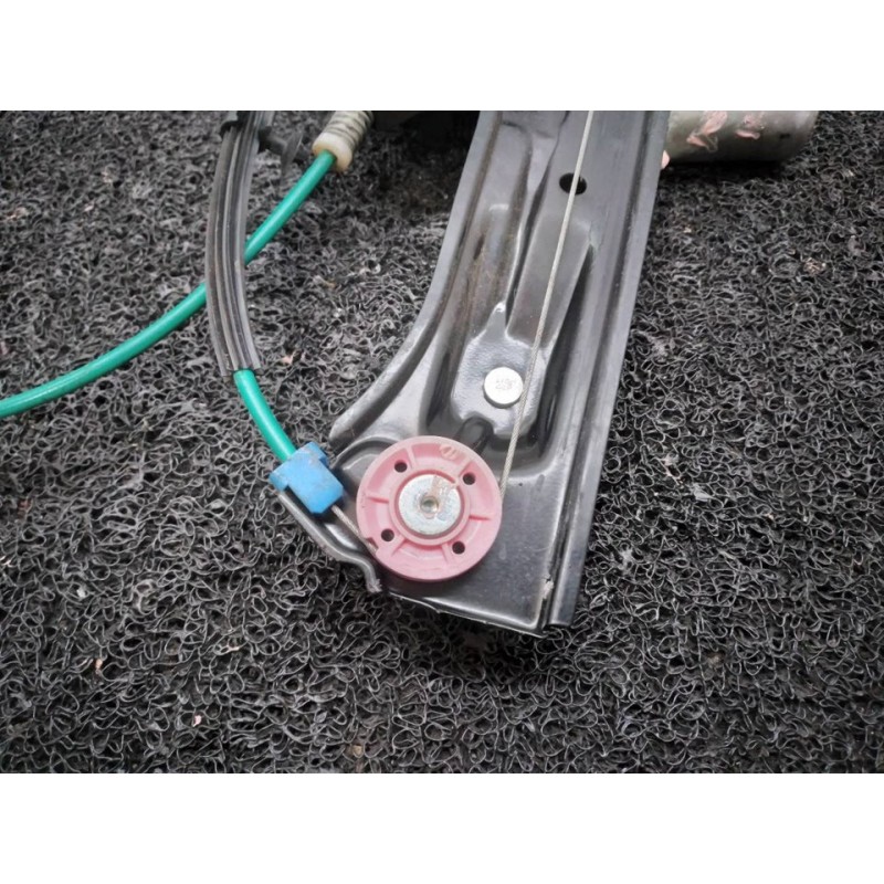 Recambio de elevalunas delantero izquierdo para bmw serie 1 lim. (f20) 116d referencia OEM IAM 13262410 724256108 71015003 - Blanco 7