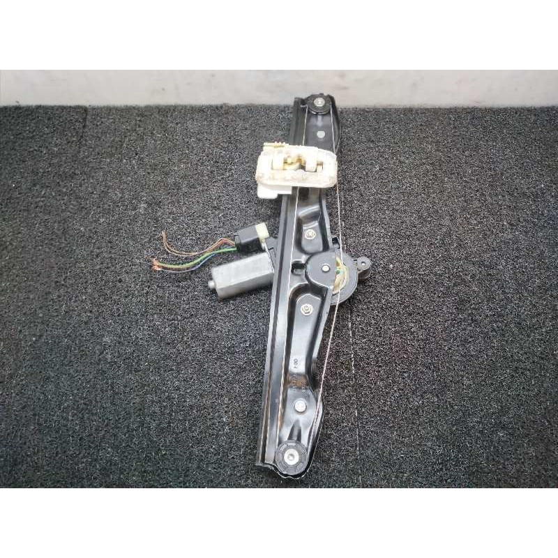 Recambio de elevalunas trasero izquierdo para bmw serie 1 lim. (f20) 116d referencia OEM IAM - Blanco 2