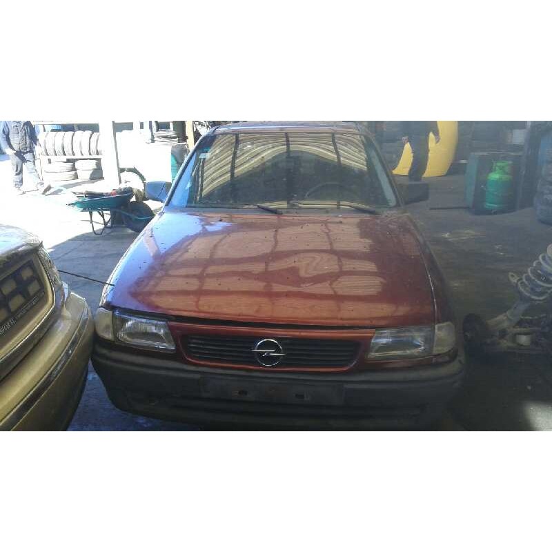 opel astra f berlina del año 1995