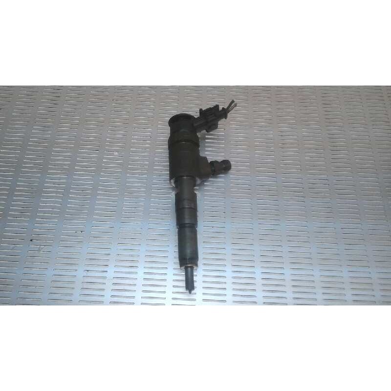 Recambio de inyector para peugeot 206 berlina 1.4 hdi referencia OEM IAM 0445110252  BOSCH