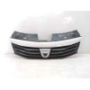 Recambio de rejilla delantera para dacia sandero básico referencia OEM IAM 8200735104  