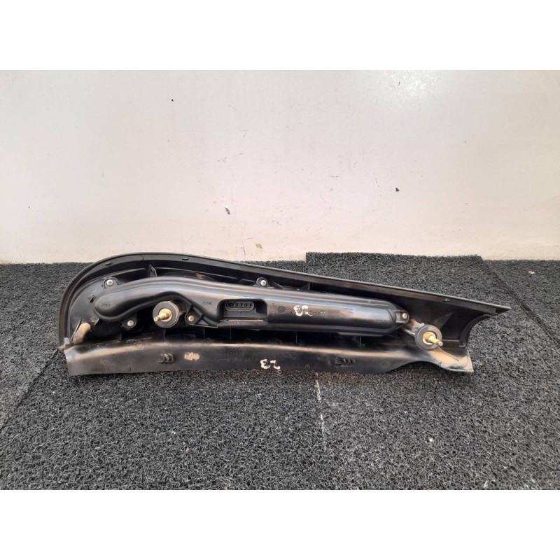 Recambio de piloto trasero derecho para fiat marea weekend (185) 1.9 jtd 110 sx referencia OEM IAM D39560748 - Gris 4