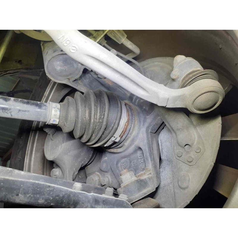 Recambio de mangueta delantera derecha para peugeot 308 style referencia OEM IAM   