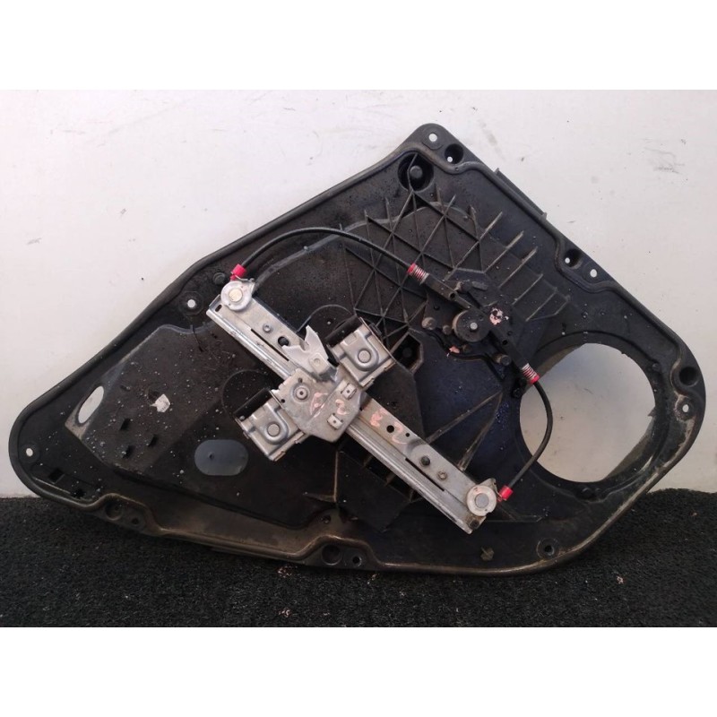 Recambio de elevalunas trasero derecho para ford fiesta (cb1) trend referencia OEM IAM 8A61A2700001 8A61A045H22AG 2