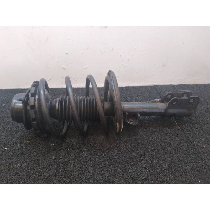 Recambio de amortiguador delantero derecho para chrysler voyager (gs) 2.0 se referencia OEM IAM   