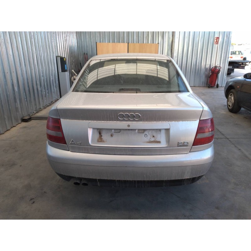 audi a4 berlina (b5) del año 2000