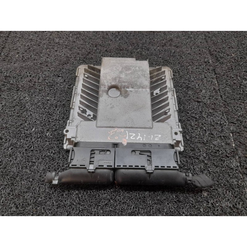 Recambio de centralita motor uce para volkswagen passat variant (3c5) highline referencia OEM IAM 5WP45610AC 03G906018CE SIEMENS