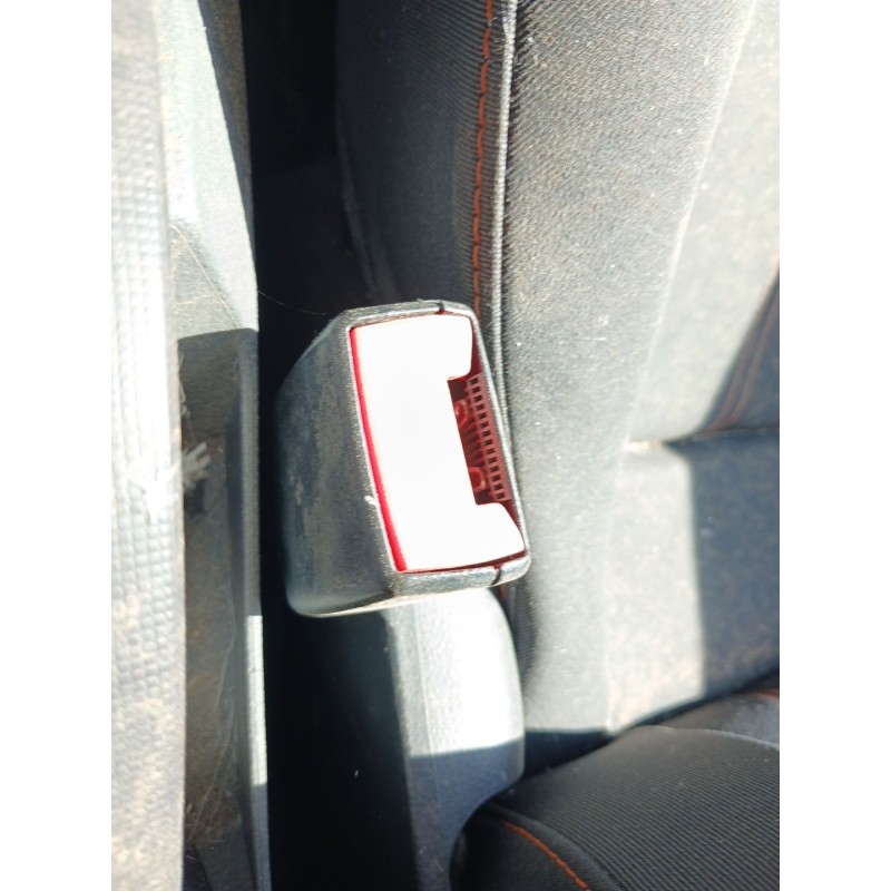 Recambio de enganche cinturon delantero derecho para seat ibiza sc (6j1) reference referencia OEM IAM   