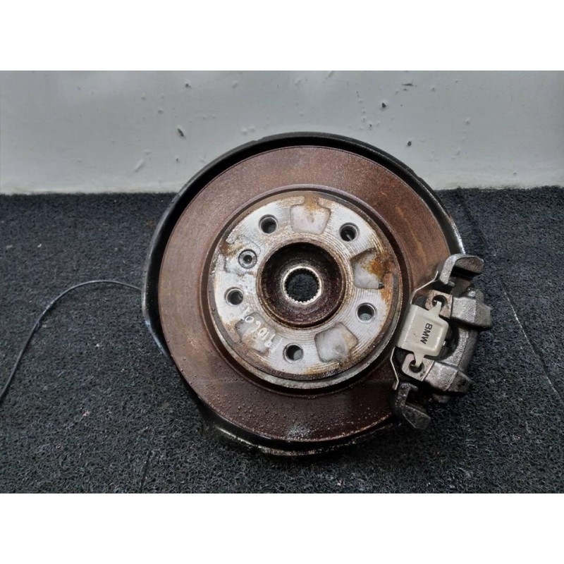 Recambio de mangueta trasera izquierda para bmw serie 1 lim. (f20) 116d referencia OEM IAM - Blanco 2