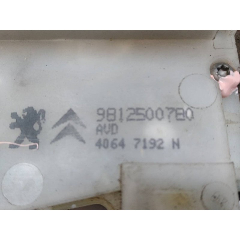 Recambio de cerradura puerta delantera derecha para peugeot 208 style referencia OEM IAM 9812500780 4