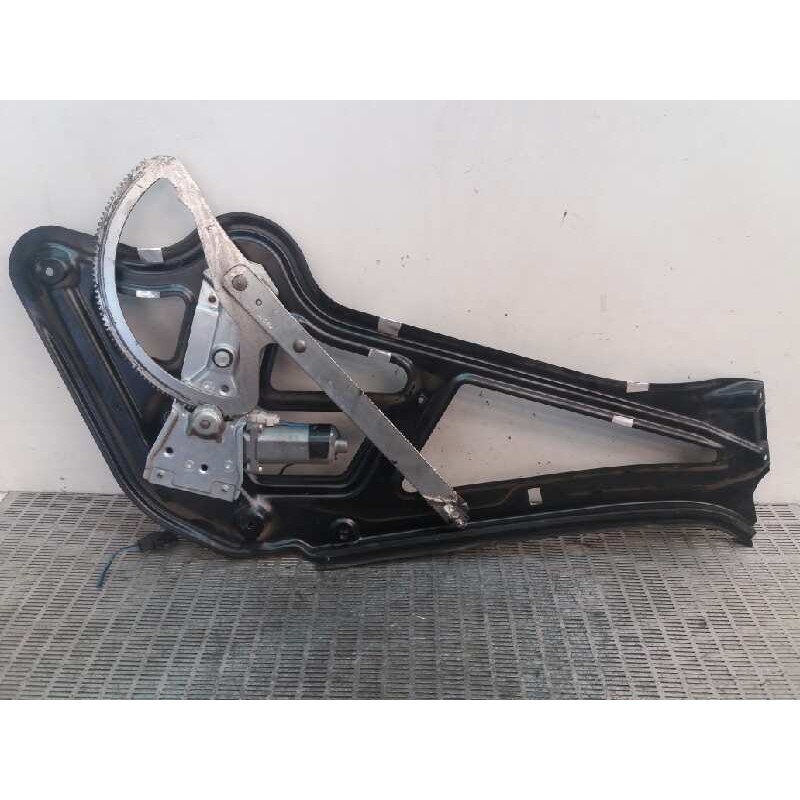 Recambio de elevalunas delantero derecho para mercedes-benz sprinter 02.00  caja cerrada 2.7 cdi cat referencia OEM IAM - Blanco 2