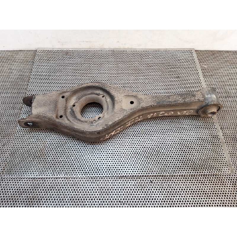 Recambio de brazo suspension inferior trasero izquierdo para kia cee'd drive referencia OEM IAM 2