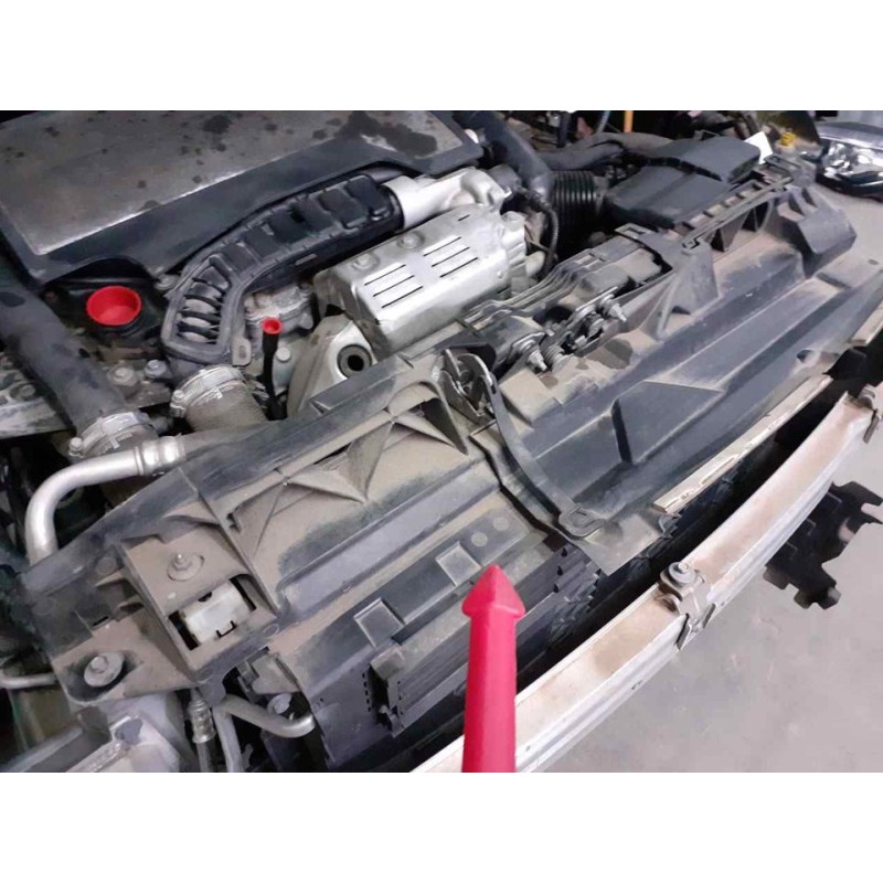 Recambio de panel frontal para peugeot 308 style referencia OEM IAM 2