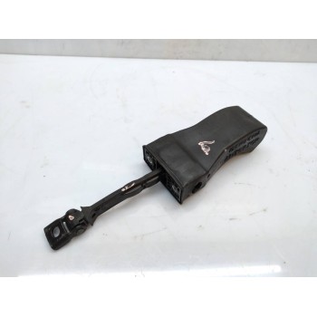RETENEDOR PUERTA DELANTERA IZQUIERDA 