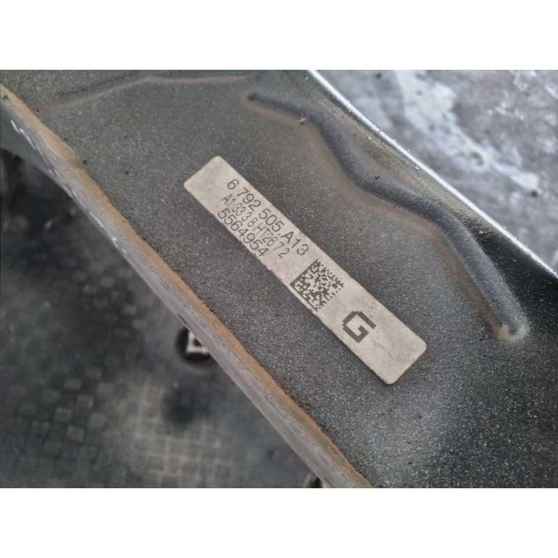 Recambio de puente trasero para bmw serie 1 lim. (f20) 116d referencia OEM IAM 6792505A13 5564954 A13338HT2672 - Blanco 2