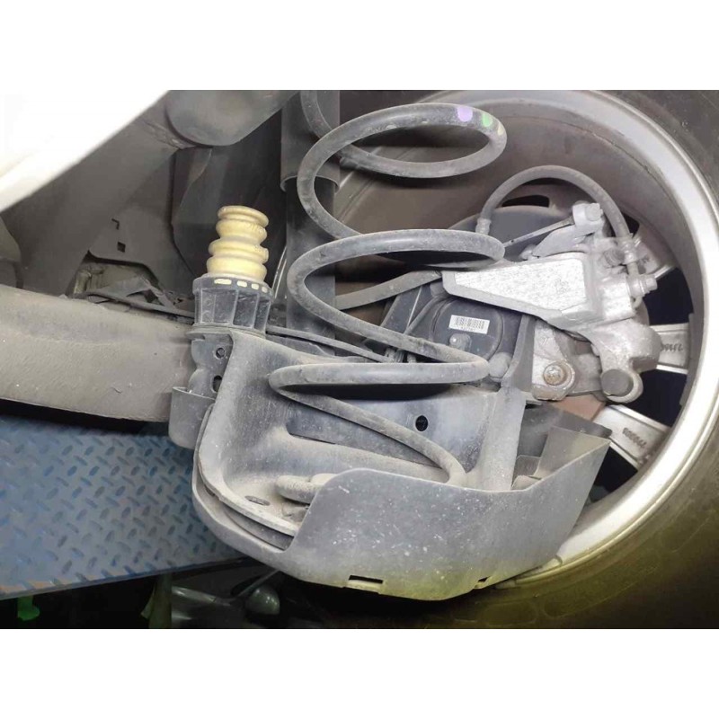 Recambio de puente trasero para peugeot 308 style referencia OEM IAM 3