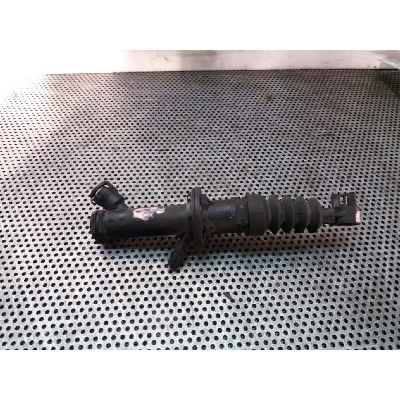 Recambio de bomba embrague para renault clio iii 1.5 dci diesel cat referencia OEM IAM - Rojo 3