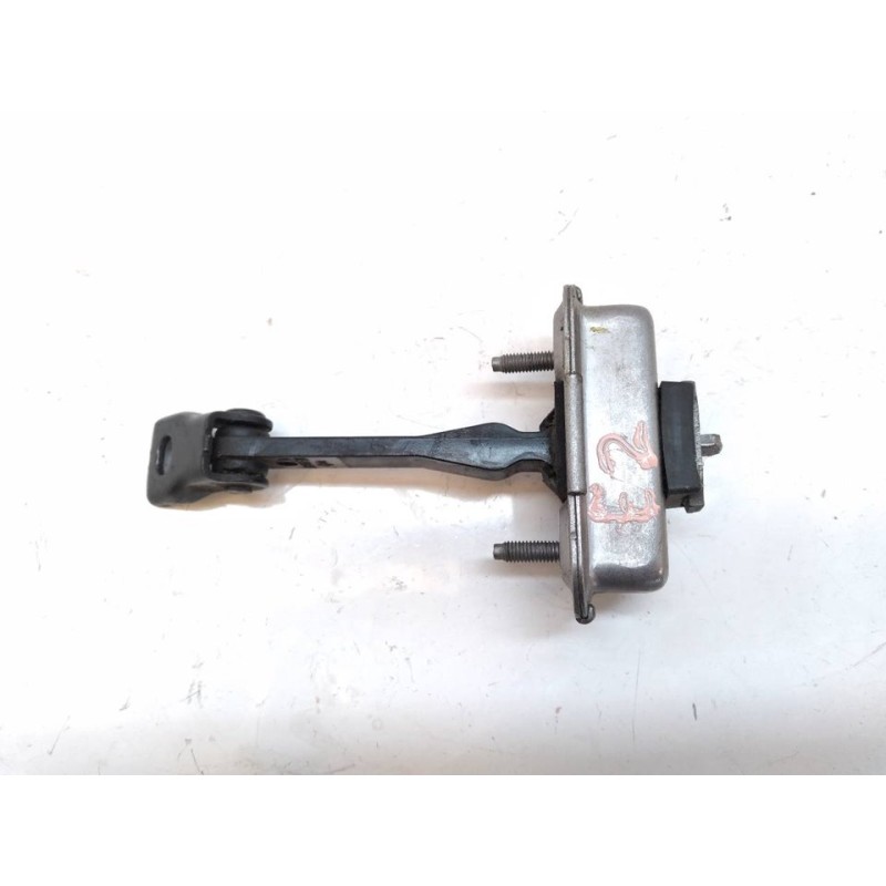 Recambio de retenedor puerta delantera derecha para peugeot 208 style referencia OEM IAM 2