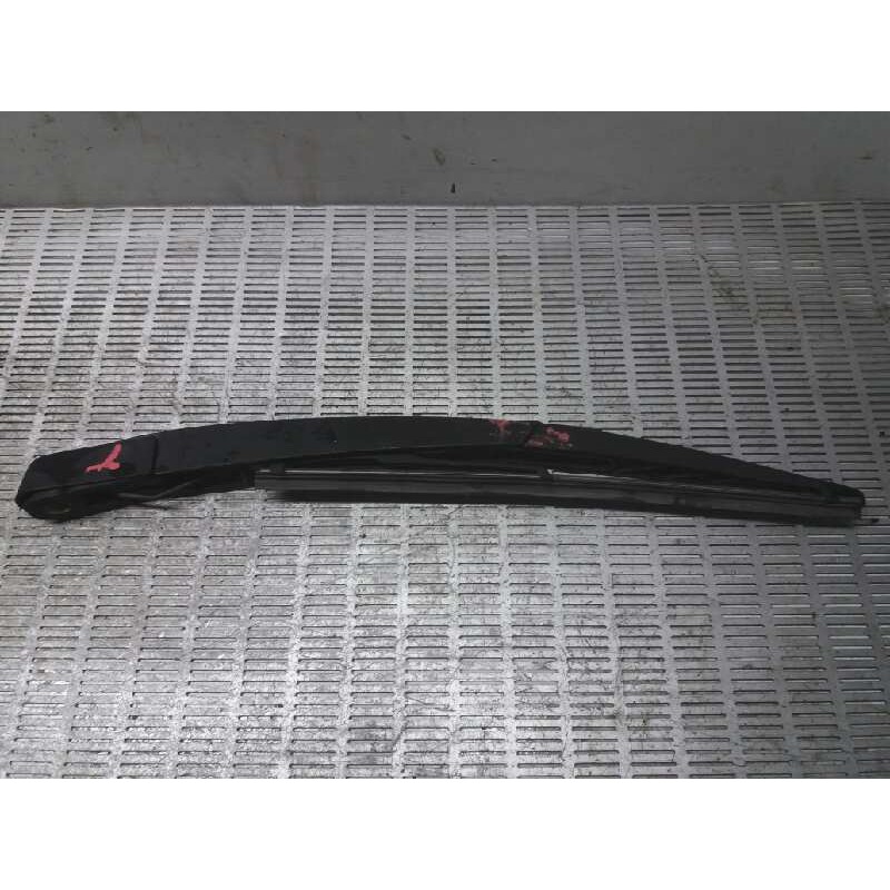 Recambio de brazo limpia trasero para renault clio ii fase ii (b/cb0) 1.5 dci diesel referencia OEM IAM   